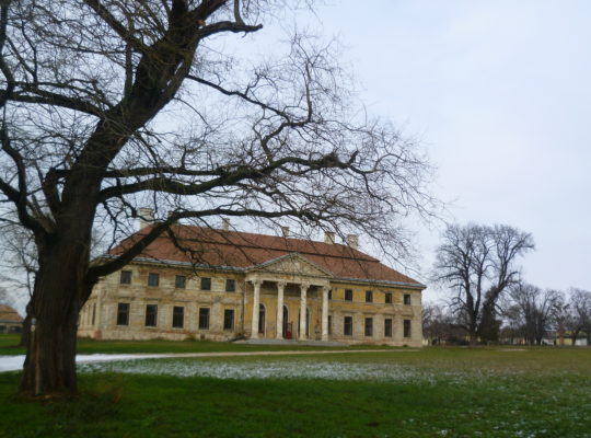 Lovasberényi Cziráky-kastély